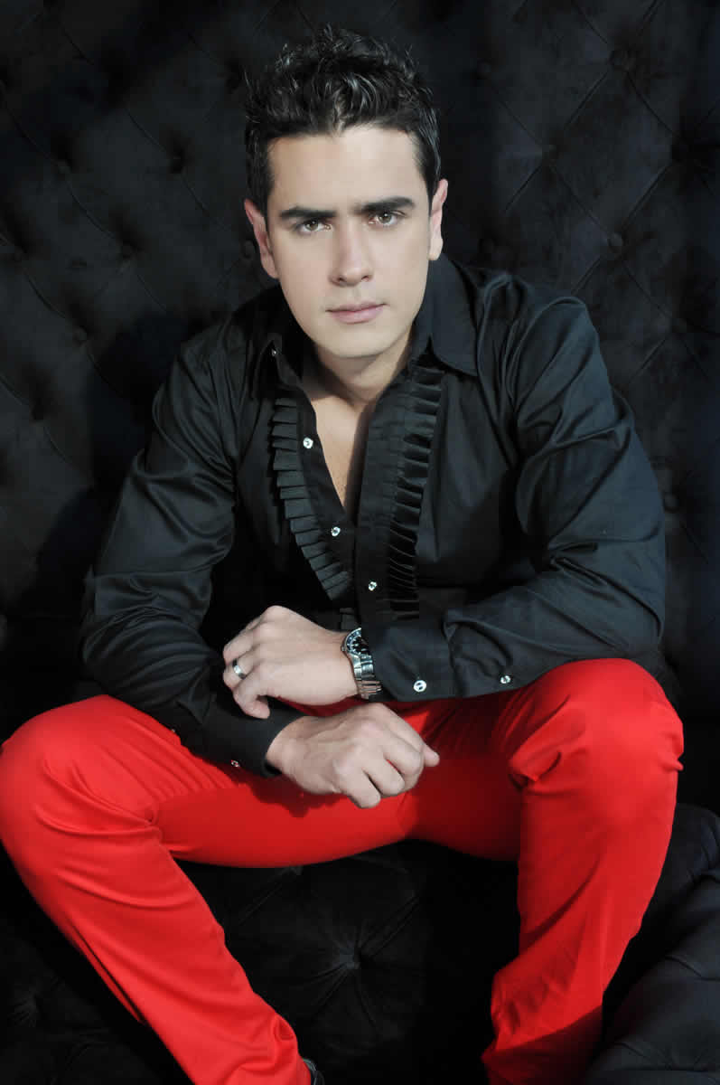http://gabrielblanco.cc/images/actores/alex_gil/alexgil144.jpg